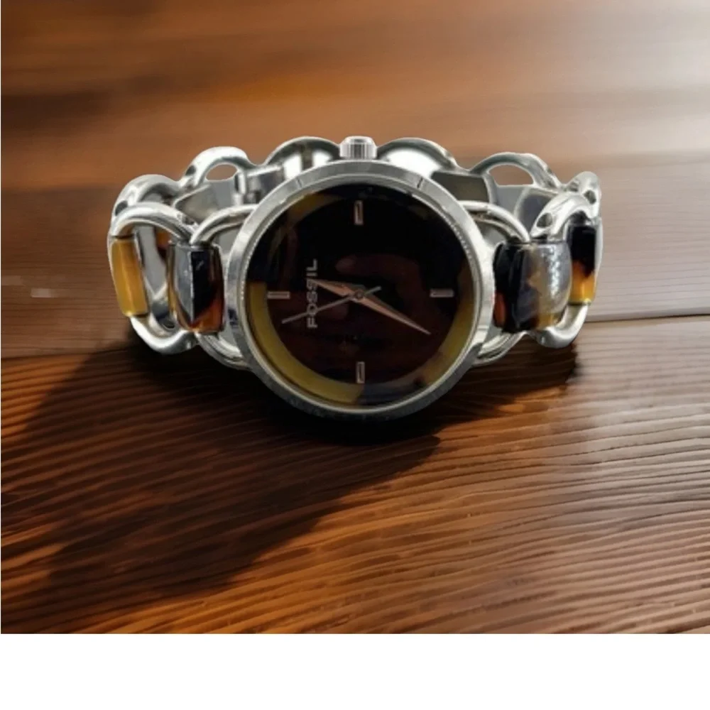 Fossil Silver Watch with Black Dial and Tortoiseshell Links
